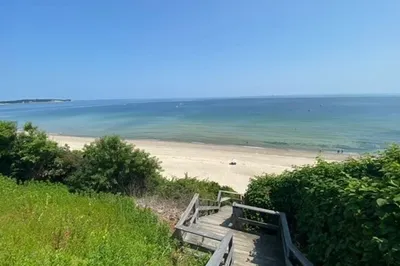 25 Manomet Beach Blvd 1