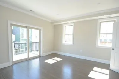 152 M St #2