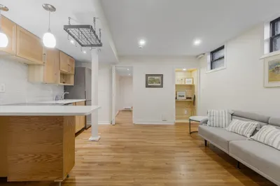 857 Beacon St #B4
