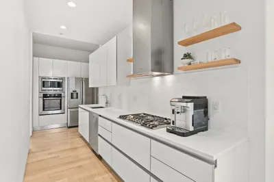 537 East 1st Street #6A 1