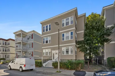 27 Hosmer St #2 1