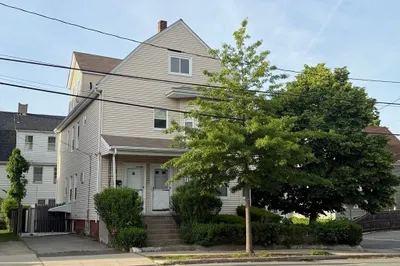 117-119 Belmont St 1