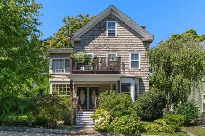 7 Burr St #1 1