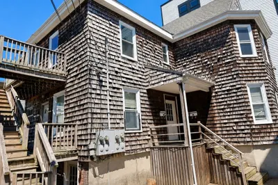 1509a North Shore Rd