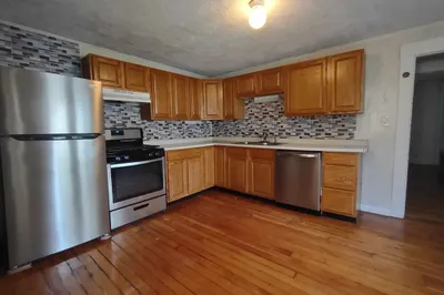 16 Kilby St #3 1