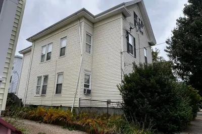 89 Johnson St