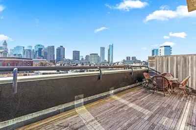 350 North St #702