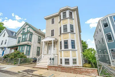 16 Albion Street #1 1