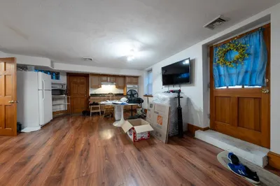 9 Austin Park #1