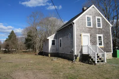 51 Thompson St 1