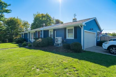 95 Caroline Ave 1