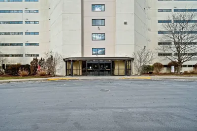 100 Cove Way #303
