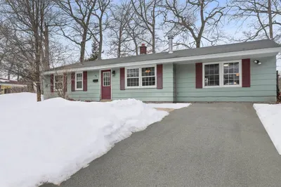 48 Donna Road
