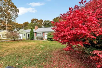 35 Captain Percival Rd 1