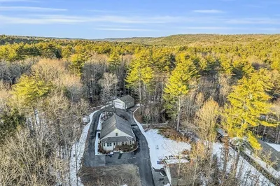 87 Enfield Dr 1