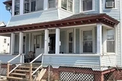 15 Wellington St 1