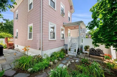 41 Francis St