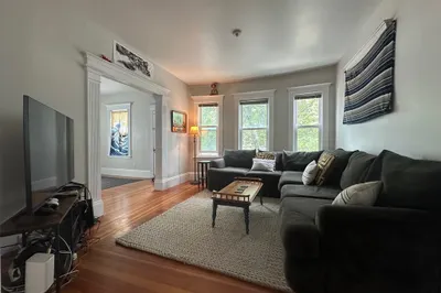 62 Bromfield Rd #2 1