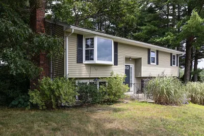 11 Trinity Ave