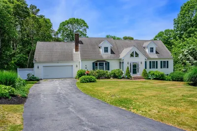 29 Water View Circle 1