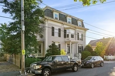 23 Gardner St #3