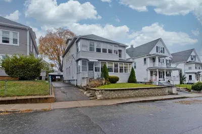 71-73 Longwood Ave 1