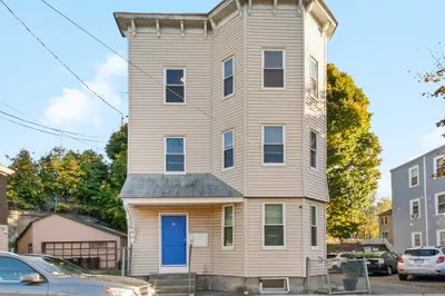 63 Marshfield St #3