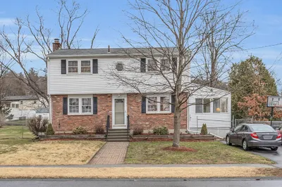 6 Hampshire Cir 1