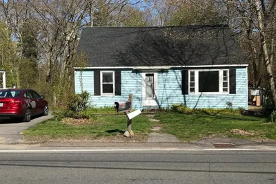 30 Millville St 1