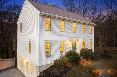 32 Linden Street 1