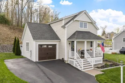 23 Dobson Cir