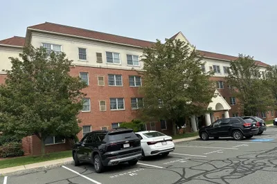 20 Heaths Ct ##309