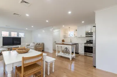 6 King Street #3 1