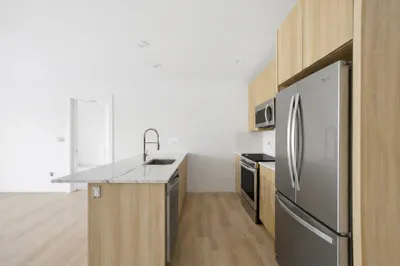 1035 Commonwealth Ave #504 1