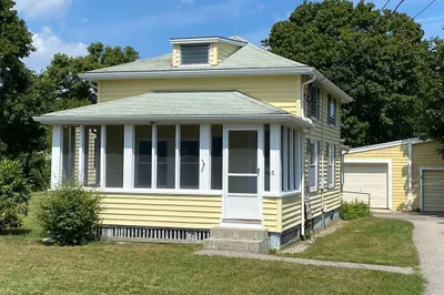 8 Keith Ave