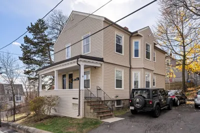 10 Ferguson Rd 1