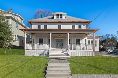 125 Common Street 1