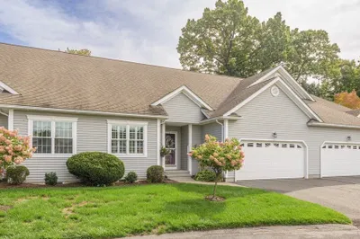 81 Oakhill Cir #81 1