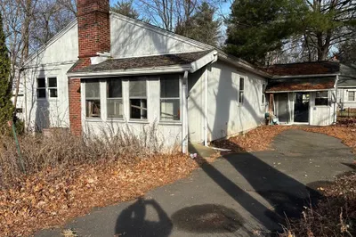 34 Bluemer Rd