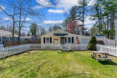 10 Beach Rd 1