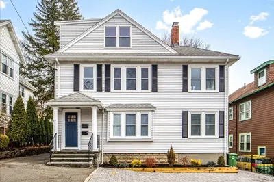 64 Bradford Rd 1