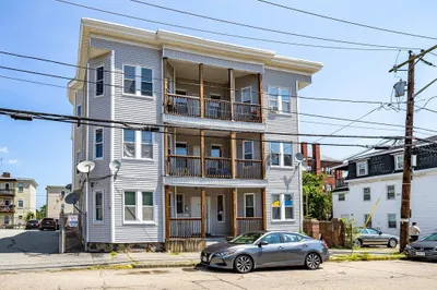 155 Salem St #4