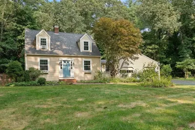 33 Bare Hill Rd 1
