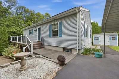 77 Eagle Drive #77 1