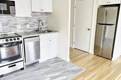 1039 Commonwealth Ave #15