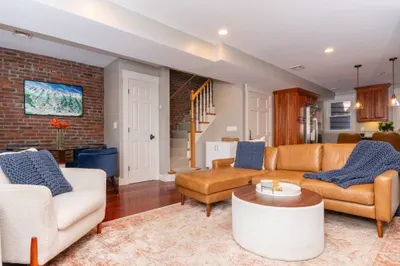 370 Sumner Street #2