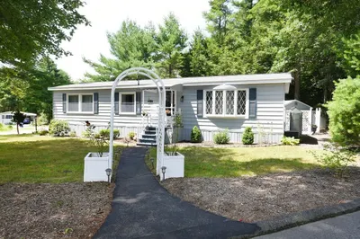 20-9 South Meadow Village 1