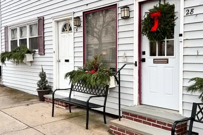 26 Pauline St.