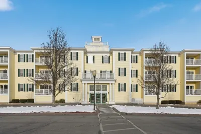 1818 Main Street #204 1