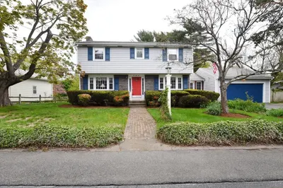 99 Louise Rd